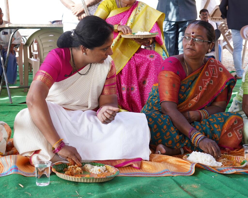 Kalvakuntla Kavitha visits Baswapur Reservoir displaced families