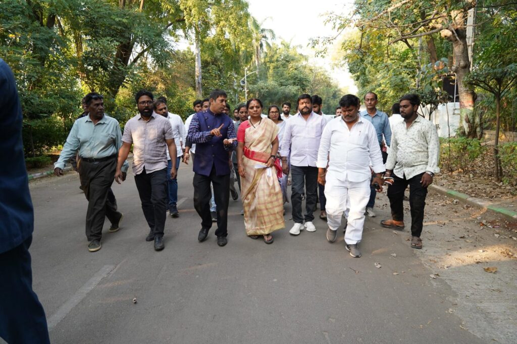 Kalvakuntla Kavitha visiting Jawahar Bal Bhavan in Nampally and highlighting the need to strengthen Bal Bhavans for children’s creativity.