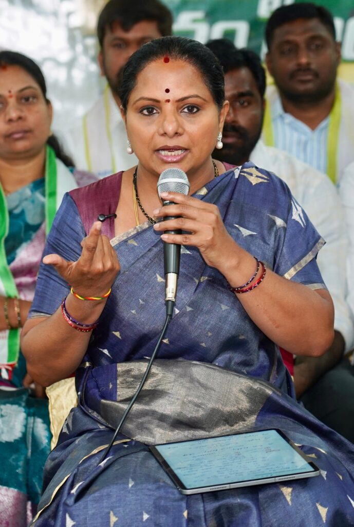 Kalvakuntla Kavitha addressing media on Krishna water issues in Suryapet