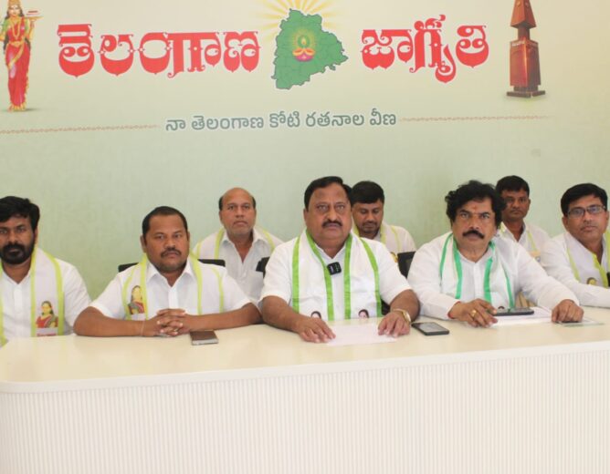 Telangana Jagruthi Issues Strong Warning to RS Praveen Kumar