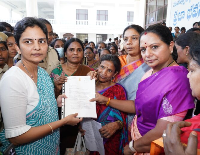 Kalvakuntla Kavitha opposes political interference in Anganwadi services and demands salary hike