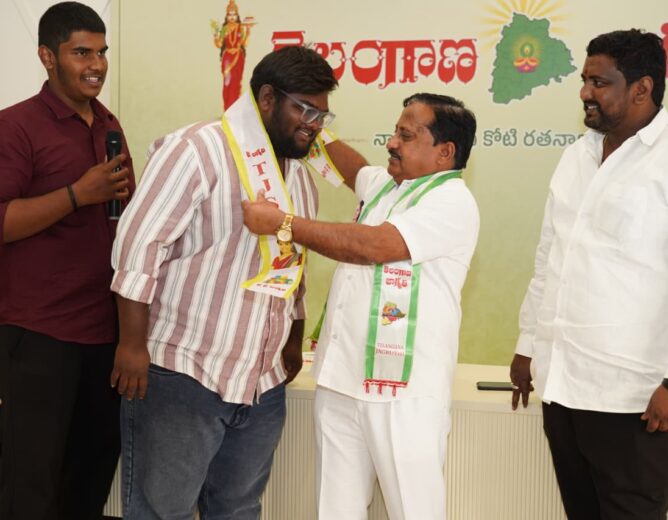 Students join Telangana Jagruthi at Khairatabad under TJSF leadership
