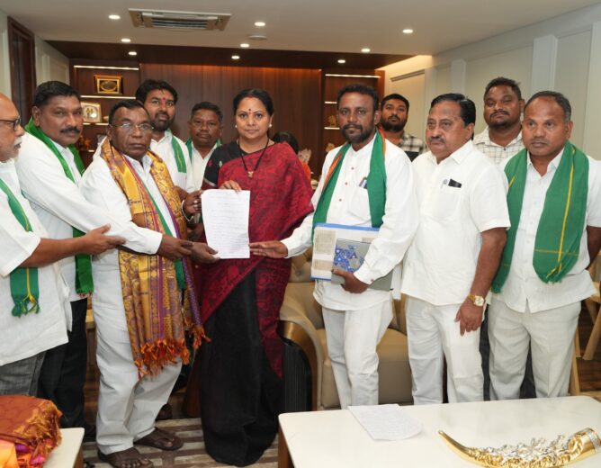 Kavitha backs Adivasi census demand, raises tribal rights concerns.