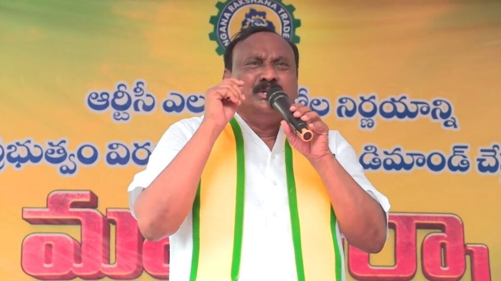 Telangana auto drivers protest against electric autos and demand withdrawal of GO 263 at Hyderabad’s Dharna Chowk