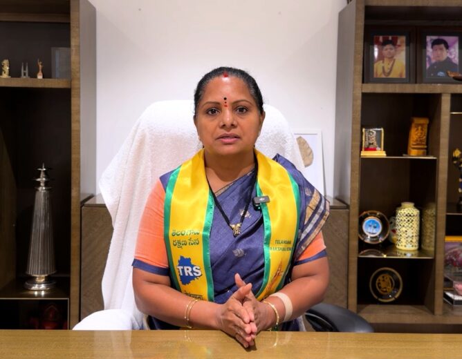 Kalvakuntla Kavitha on 15% Commission Threats