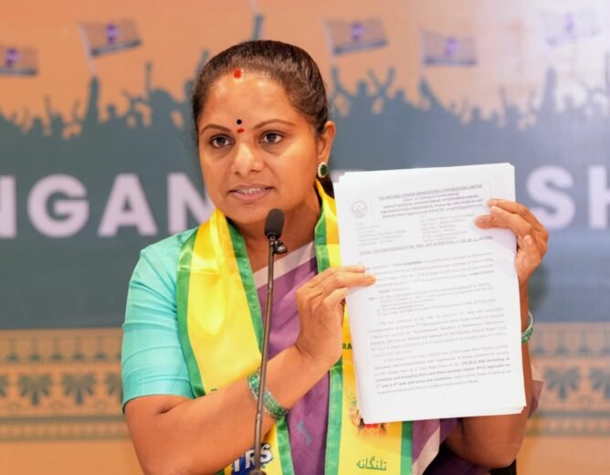 Kalvakuntla Kavitha addressing the media on Telangana drought concerns in Hyderabad