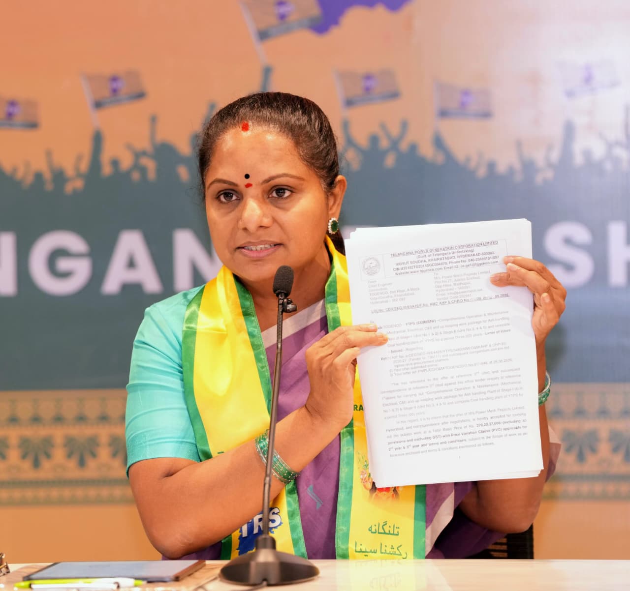 Kalvakuntla Kavitha addressing the media on Telangana drought concerns in Hyderabad