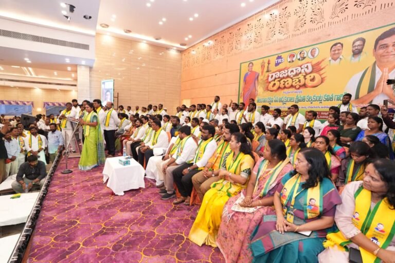 Kalvakuntla Kavitha at TRS Rajadhani Ranabheri Sabha in Miyapur addressing the Global Investment Summit and Hyderabad civic issues